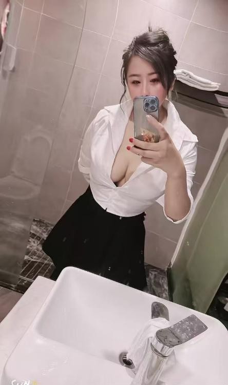 上城莞式大奶牛