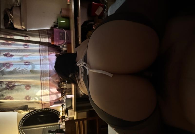 丰乳美臀玲玲