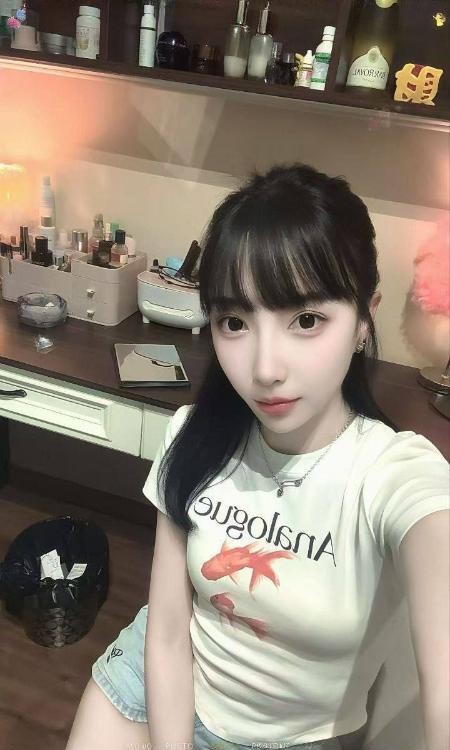 园区性感小骚逼可欣