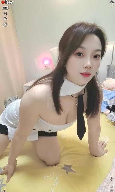 舌吻管够69管饱小姐