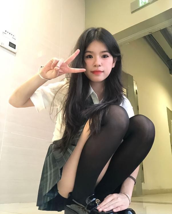 南山甜妹小鱼姐姐
