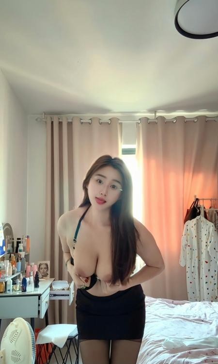 建邺D奶巨乳美琪