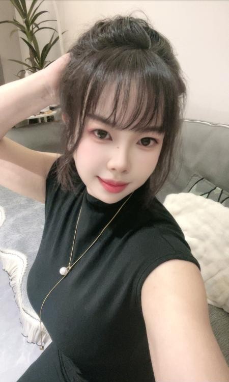 小白兔D杯纯天然
