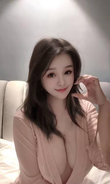 三刷武侯巨乳少妇伊娃