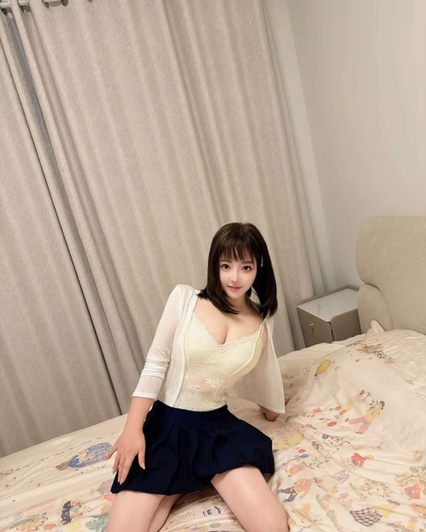 性感单身开朗居家骚妹