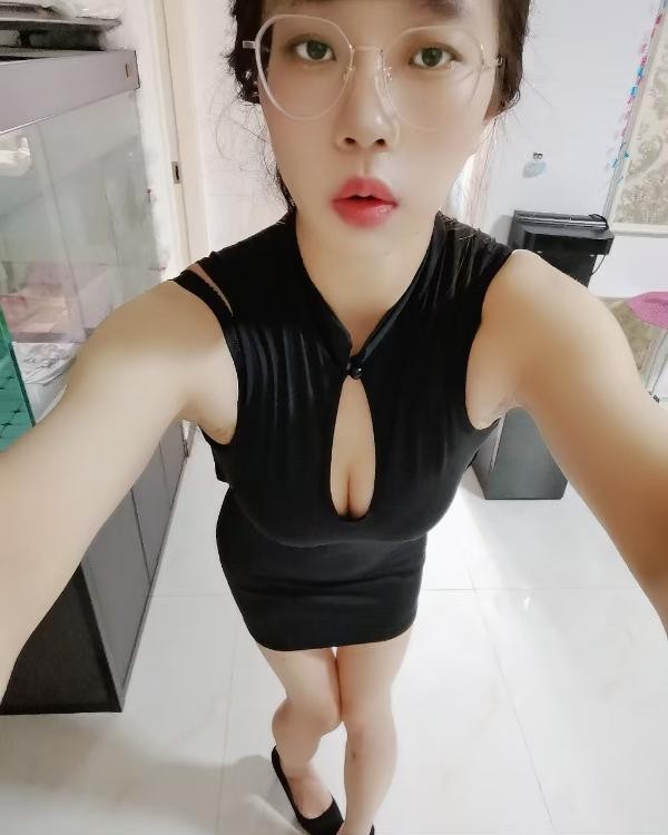 航天城甜御小姐姐鱼儿