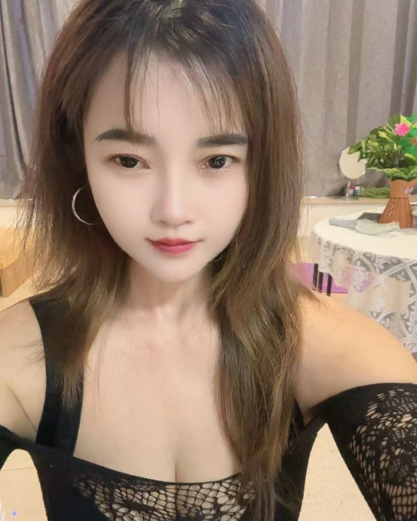 佛山性感美女少妇