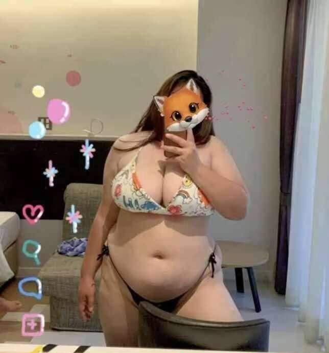 广州E胸大奶bbw