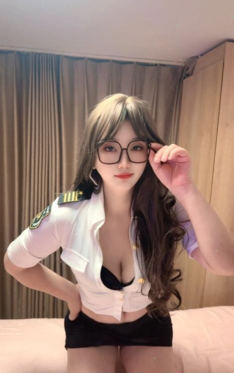 木渎眼镜妹宋雨欣