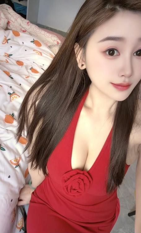 包河黑丝豹纹少妇