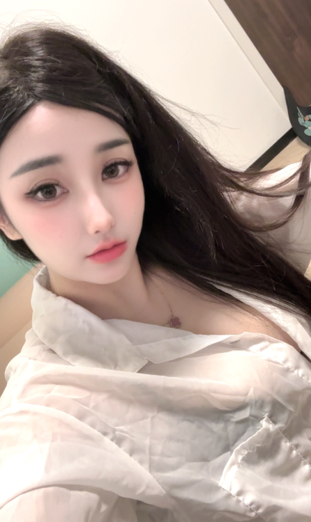 大胸颜值小姐姐