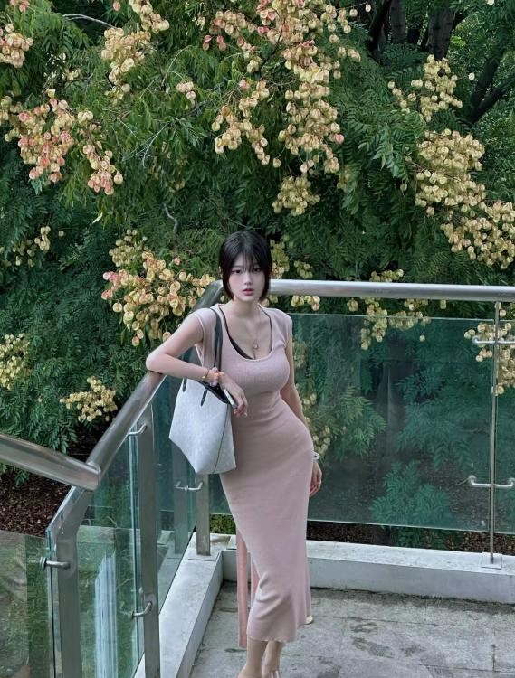 希希颜值在线身材好