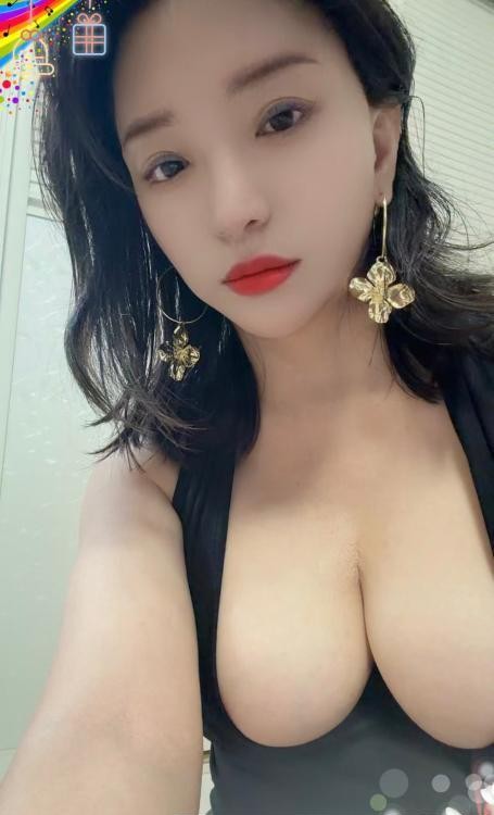 上城大胸骚货小画