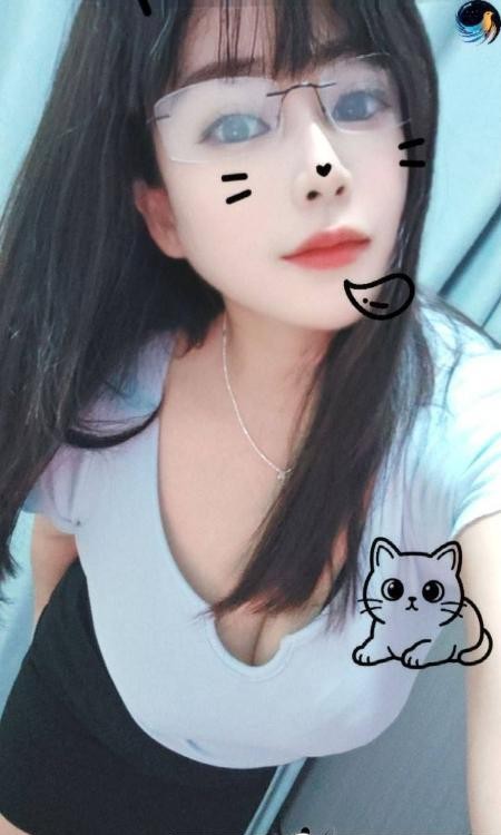 宝安D奶御姐芳芳