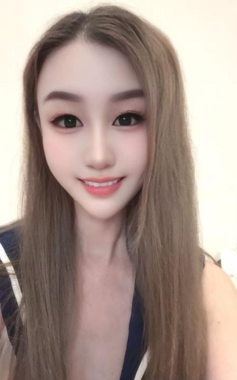 罗湖美臀佳人