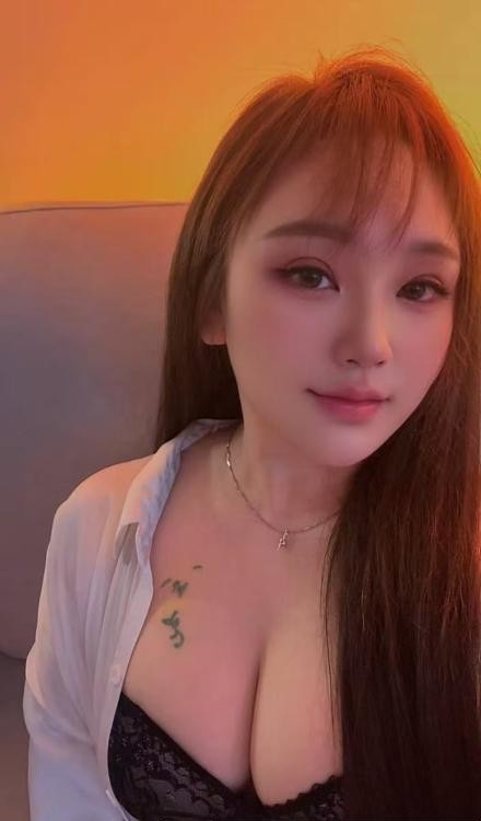 敏感易高潮小甜甜