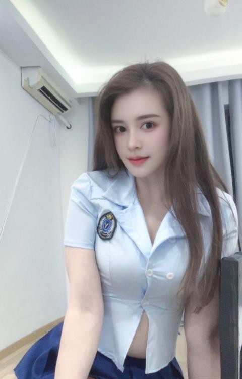 丰满长腿御
