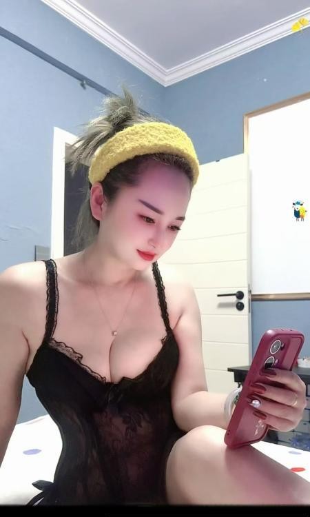 光谷骚姐