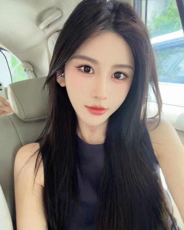 高挑腿长颜值御姐