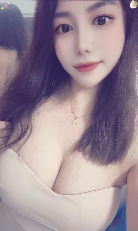 小炮架子骚丽丽