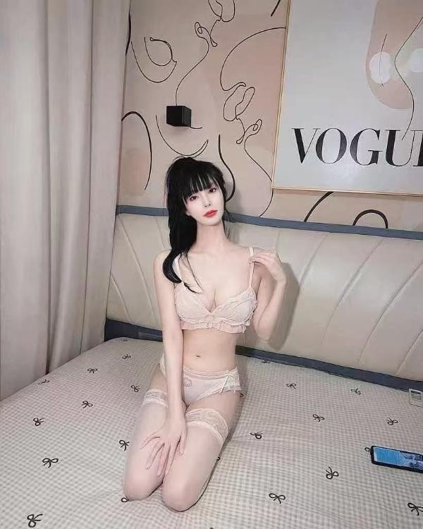 瑶海妩媚御姐