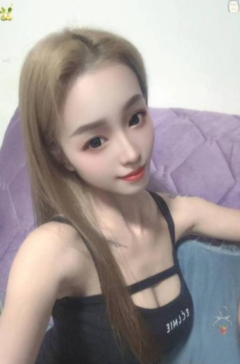 成华纯御甜妹