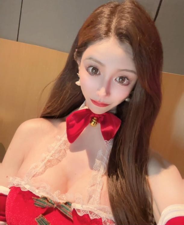 性感男娘Ts模特彤彤