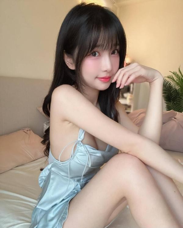 清纯高颜值小雪