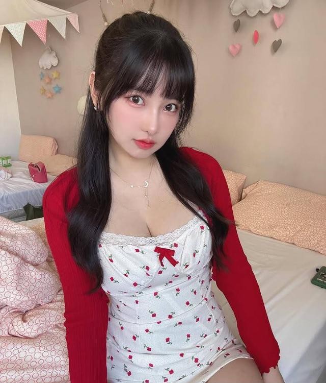 清纯高颜值小雪