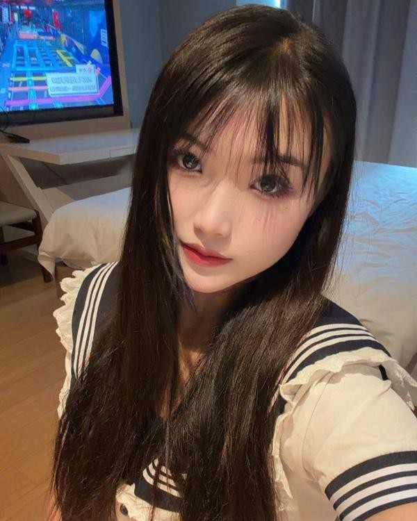 大朗肤白小蛮腰星星