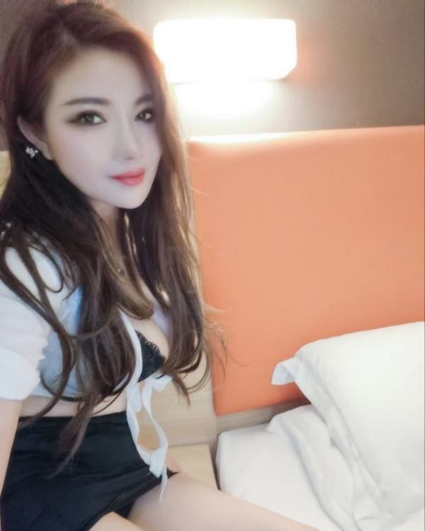 武侯美乳风骚御姐清清