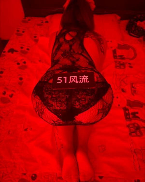 西青肥臀小骚穴