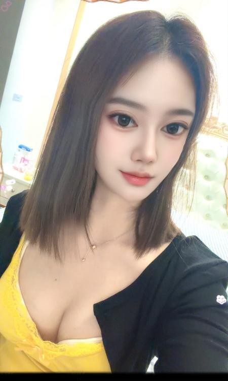 会玩角色扮演的御姐
