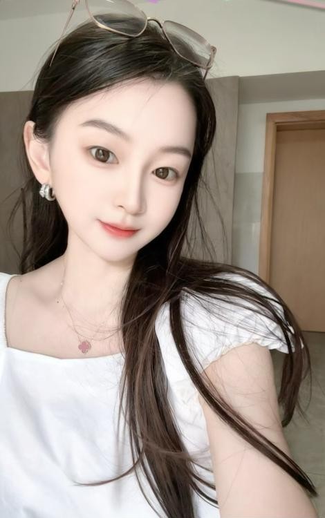 拱墅果果小女友