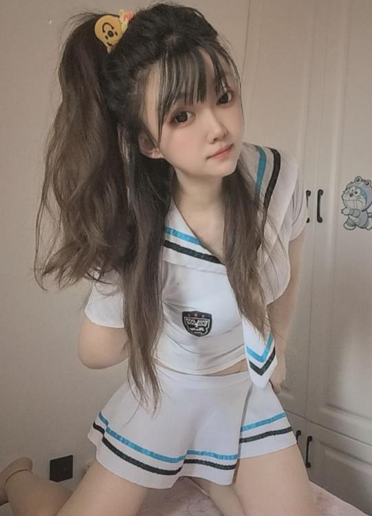 临平制服大胸诱惑