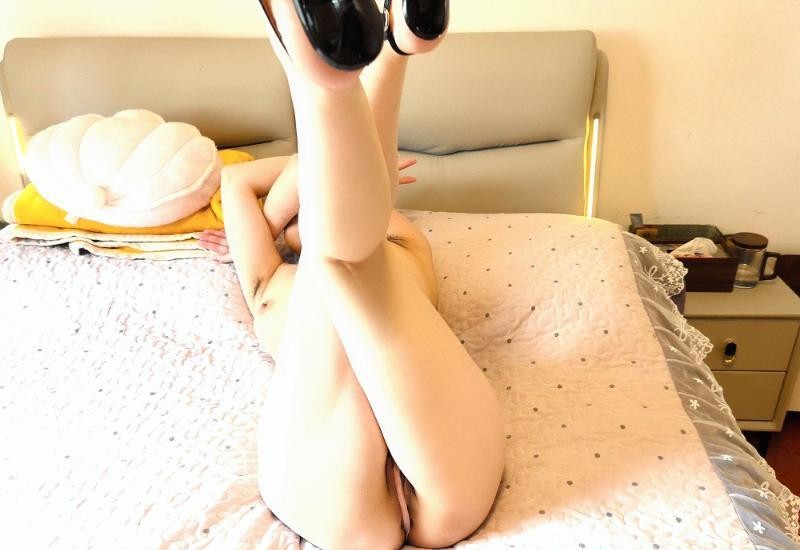 北方细腰美乳小姐姐