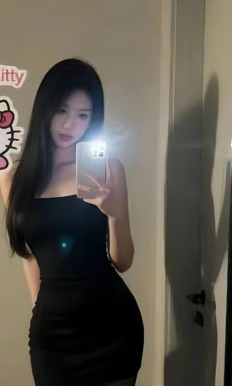 黑丝长腿骚少妇