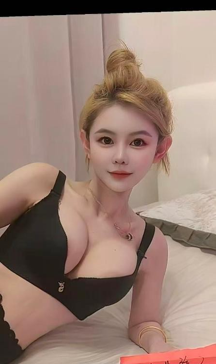 毒龙大奶小巧小豆包