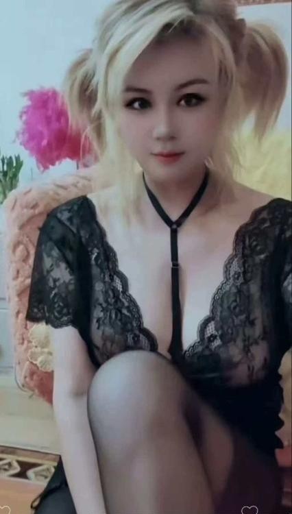 风骚泻火大奶熟女