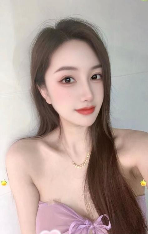 性感Selina御姐