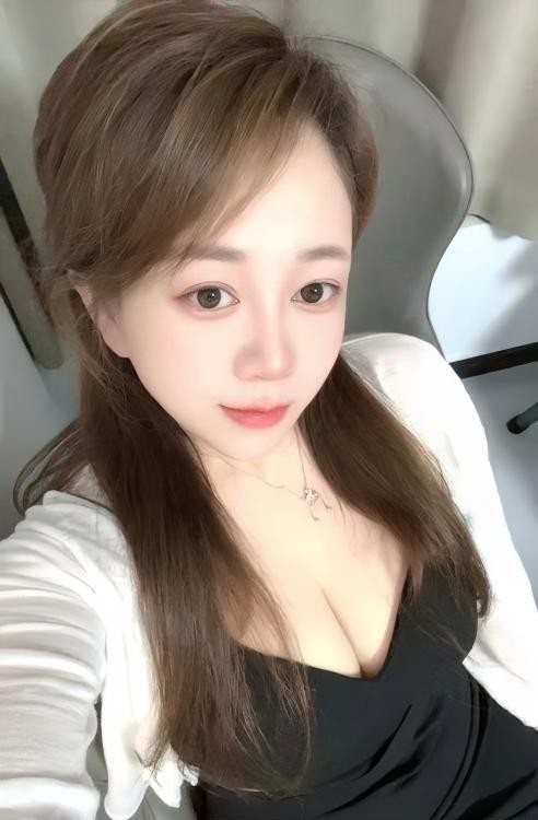 上城吊乳少妇倩倩