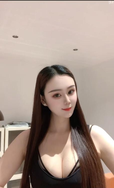 大胸性感美雅