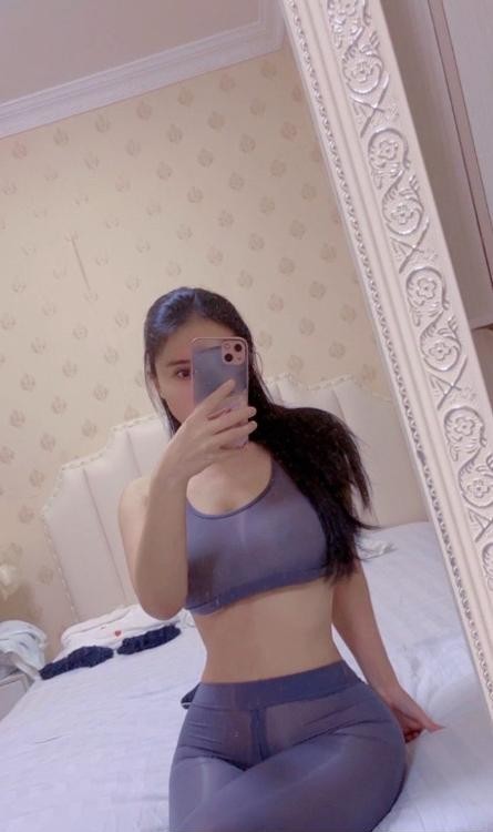 二刷妩媚多姿的美美