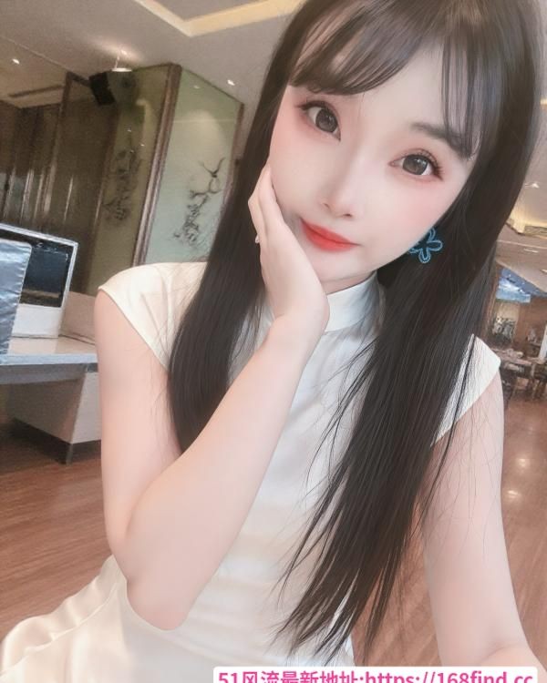 长腿模特兼职能舌吻