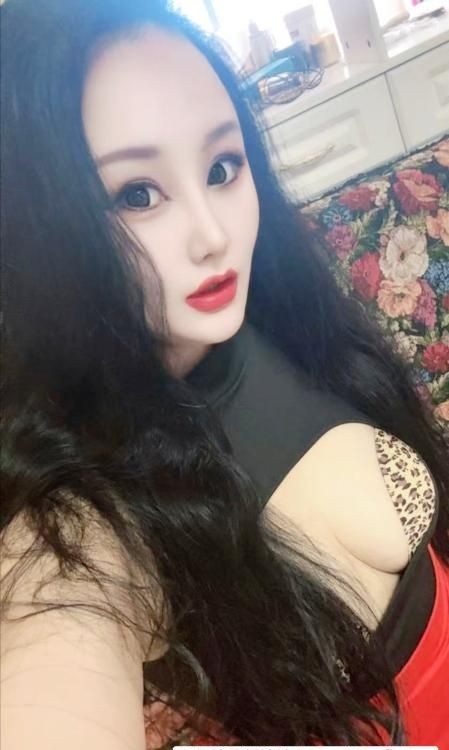 170烈焰红唇骚御姐