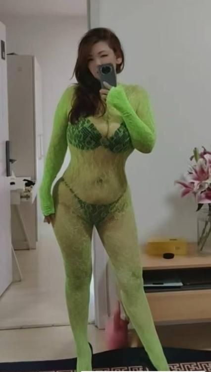 风骚肥臀泻火熟女