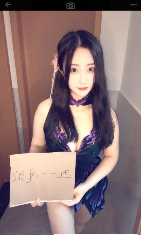 巨乳肥臀三通小姐姐