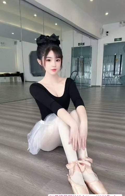 三联学院清纯学妹