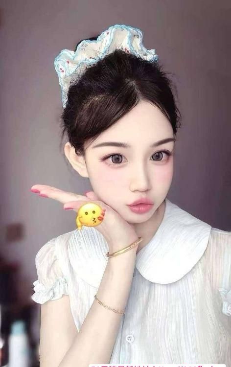 武侯三点粉嫩小萝莉