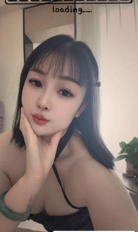 体验服务系蜜桃臀梨子